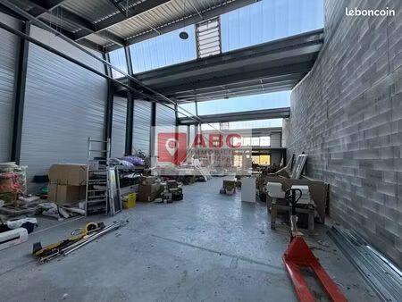local d'activite 455 m² vendargues