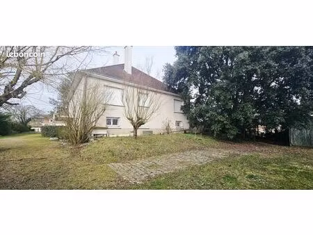 maison 5 pièces 179 m²
