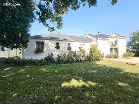 propriété 7 pièces 208 m²