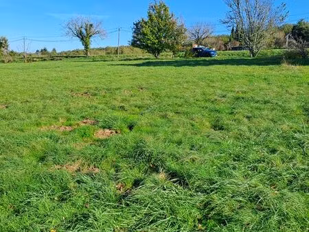 terrain à batir de 1887m²