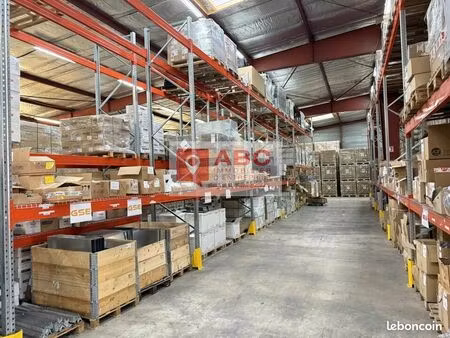 local d'activite 1560 m² beziers