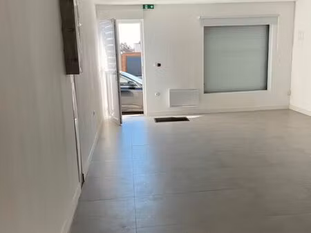 à louer – 2 locaux commerciaux – loison-sous-lens