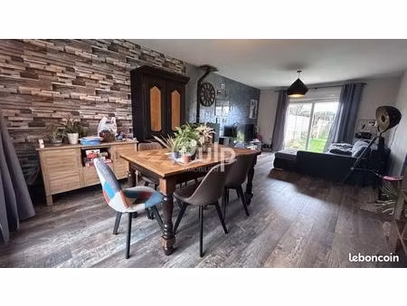 maison 6 pièces 102 m²