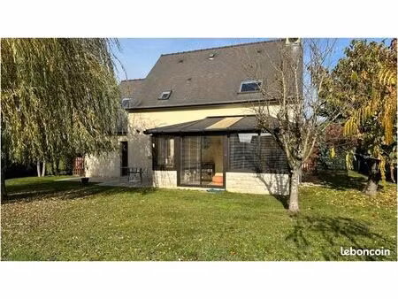 maison 7 pièces de 111 m²