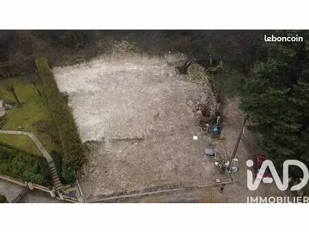 terrain 1074 m² perdreauville