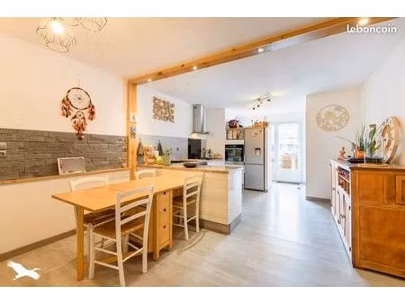 maison de ville 4 pièces 75 m²