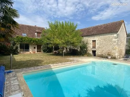 maison 7 pièces 267 m²