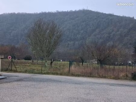 terrain constructible douelle