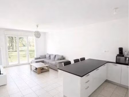 t3 lumineux avec parking – pau cité administrative / université