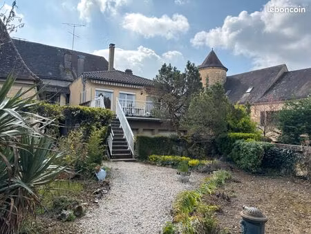 maison t5 + studio + local commercial