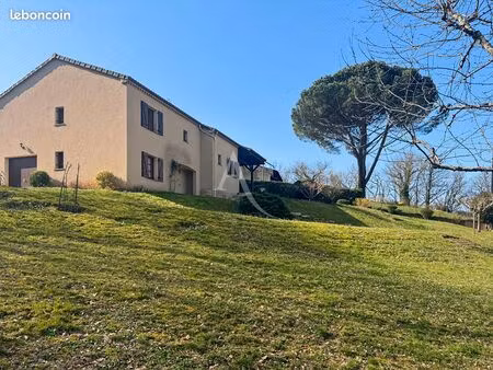 maison 6 pièces 150 m²