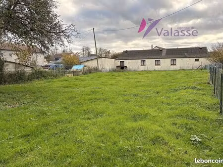 terrain 572 m² lanquetot