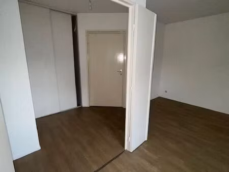 t3 63 m2 quartier miroir