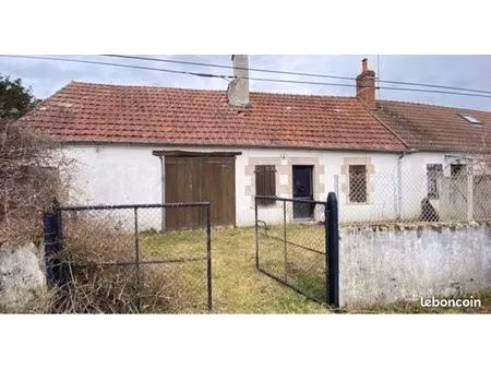maison dans un coin de campagne