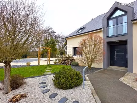 maison 6 pièces 148 m²