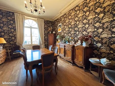 propriété 10 pièces 225 m²