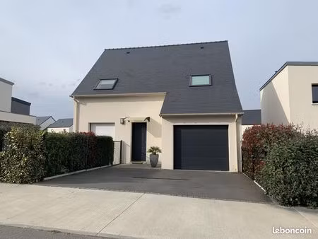 maison 6 pièces 105 m²