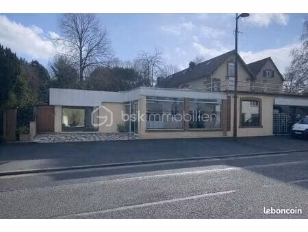 local commercial 90 m²