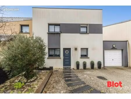 maison 5 pièces 92 m²
