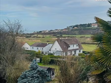 pavillon 6 pièces 128 m²