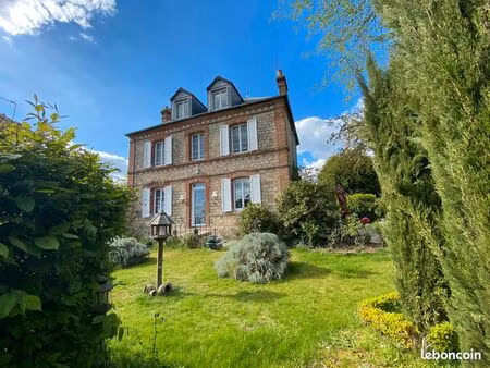 villa bagnolaise en pierres de forêt