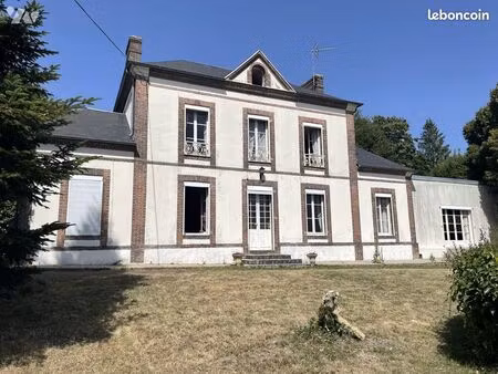 maison 5 pièces 150 m²