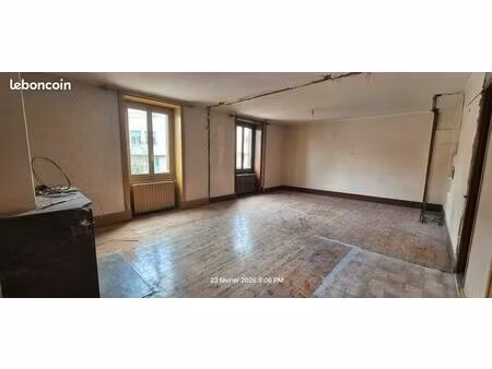 appartement/plateau de 67m²