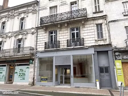 local commercial 79 m² saumur