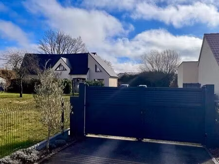 maison familiale - sans travaux - 2 grands garages avec grenier