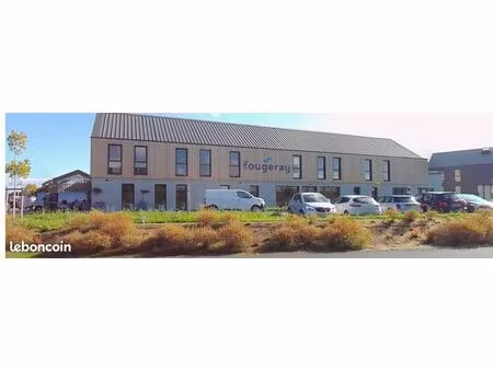 locaux bureaux 700 m2 et entrepôt 750m2