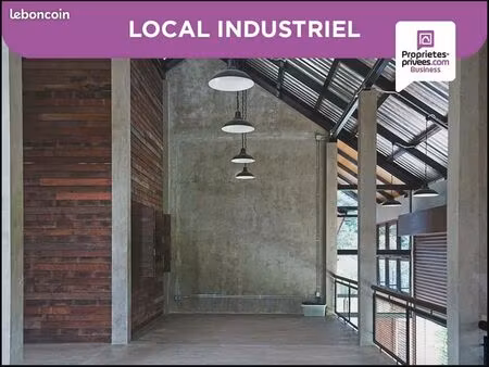 local d'activité 584 m²