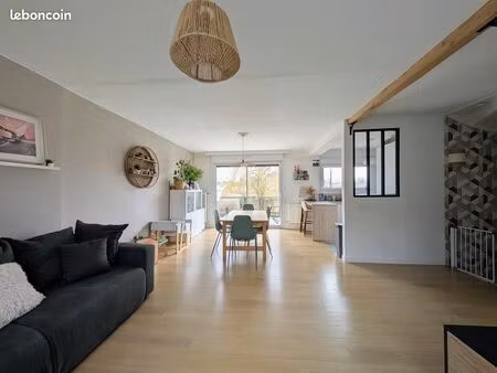 maison 4 pièces 80 m²