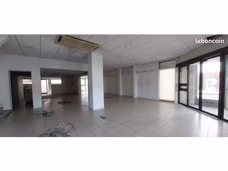 immeuble 10 pièces 365 m²