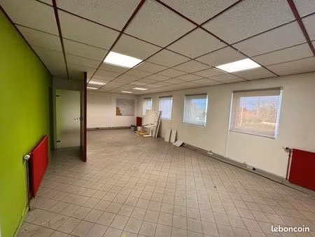 maulévrier - bâtiment industriel