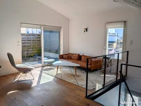 maison de ville - 109 m2 - 3 chambres- chartrons / bassins à flot