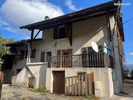 maison 4 pièces 81 m²