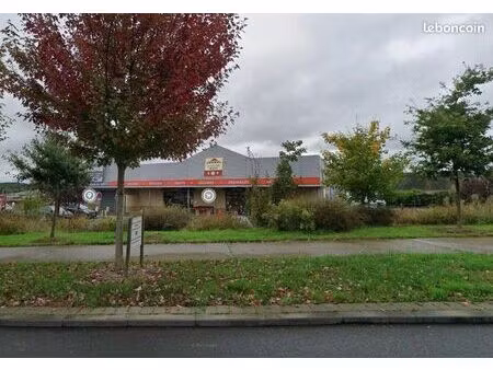 local commercial 1267 m² coulaines
