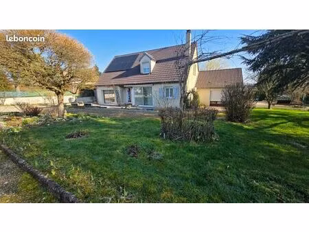 pavillon 6 pièces 155 m²