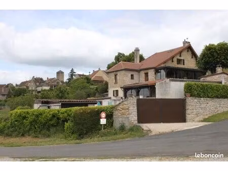 maison 8 pièces 176 m²