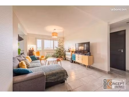 appartement 4 pièces 79 m²