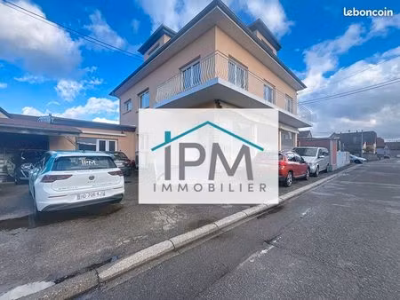 immeuble 10 pièces 358 m²