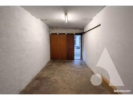 parking/box 12 m² saint omer