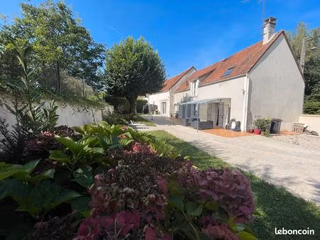 maison 6 pièces 163 m²