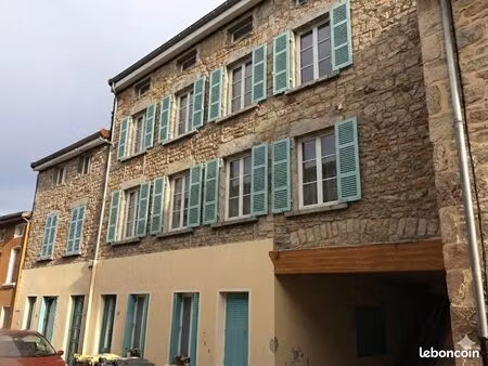 immeuble 20 pièces 391 m²