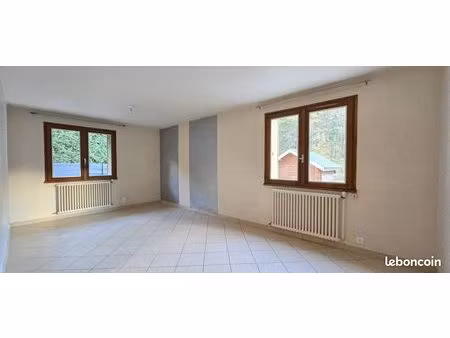 appartement 3 pièces 54 m²