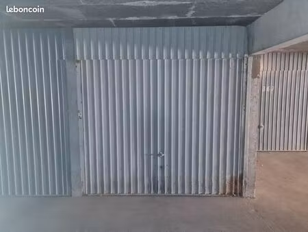 garage loué à l'année