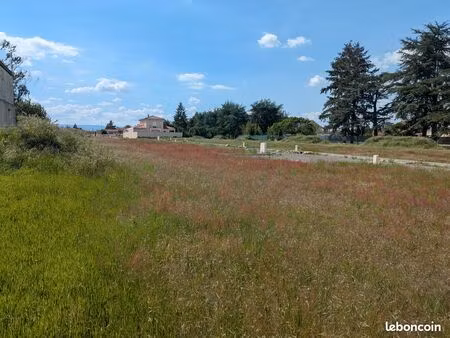 terrain 409 m2 libre de constructeur à bouthéon