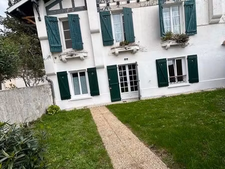 rare  2 ch  jardin privé  cave  emplacement  ...