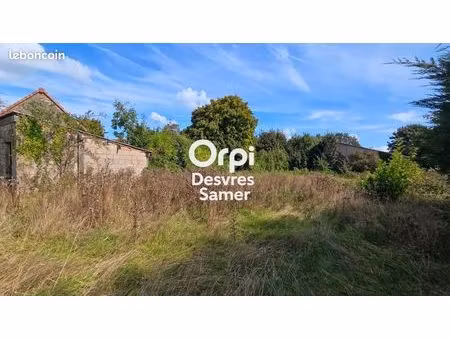 terrain 1 500 m² courset