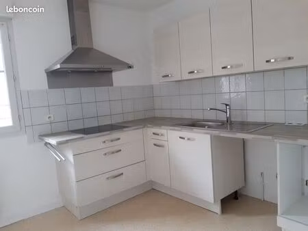 montceau c.ville appart 72m2 + garage